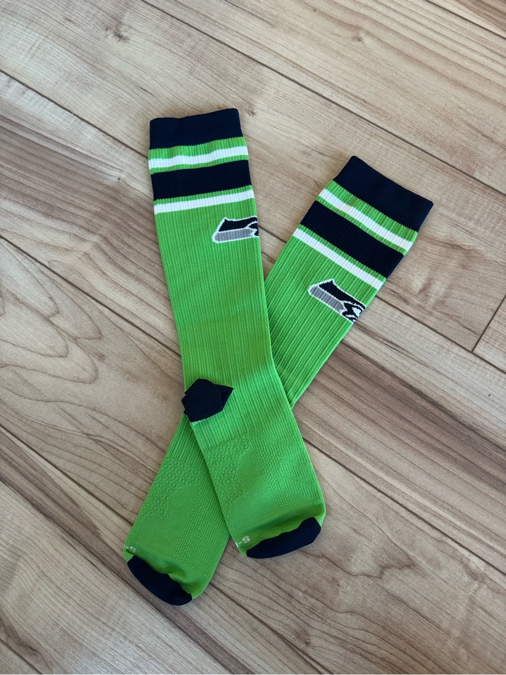 Seahawks Compression Socks - Picture 2 of 2